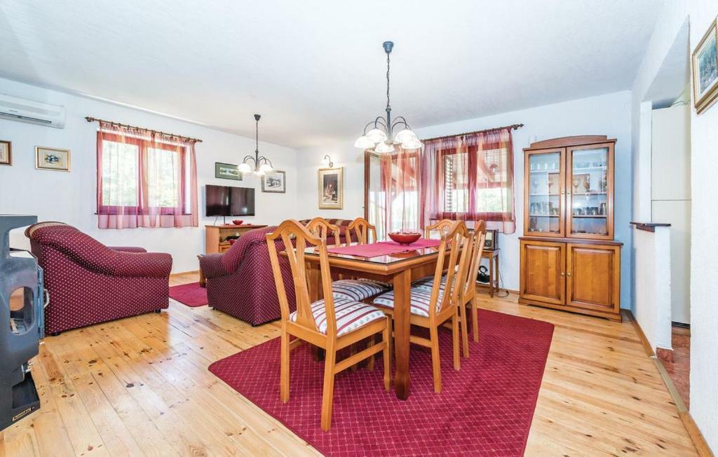 Villa Stone Medal Drnis Bagian luar foto